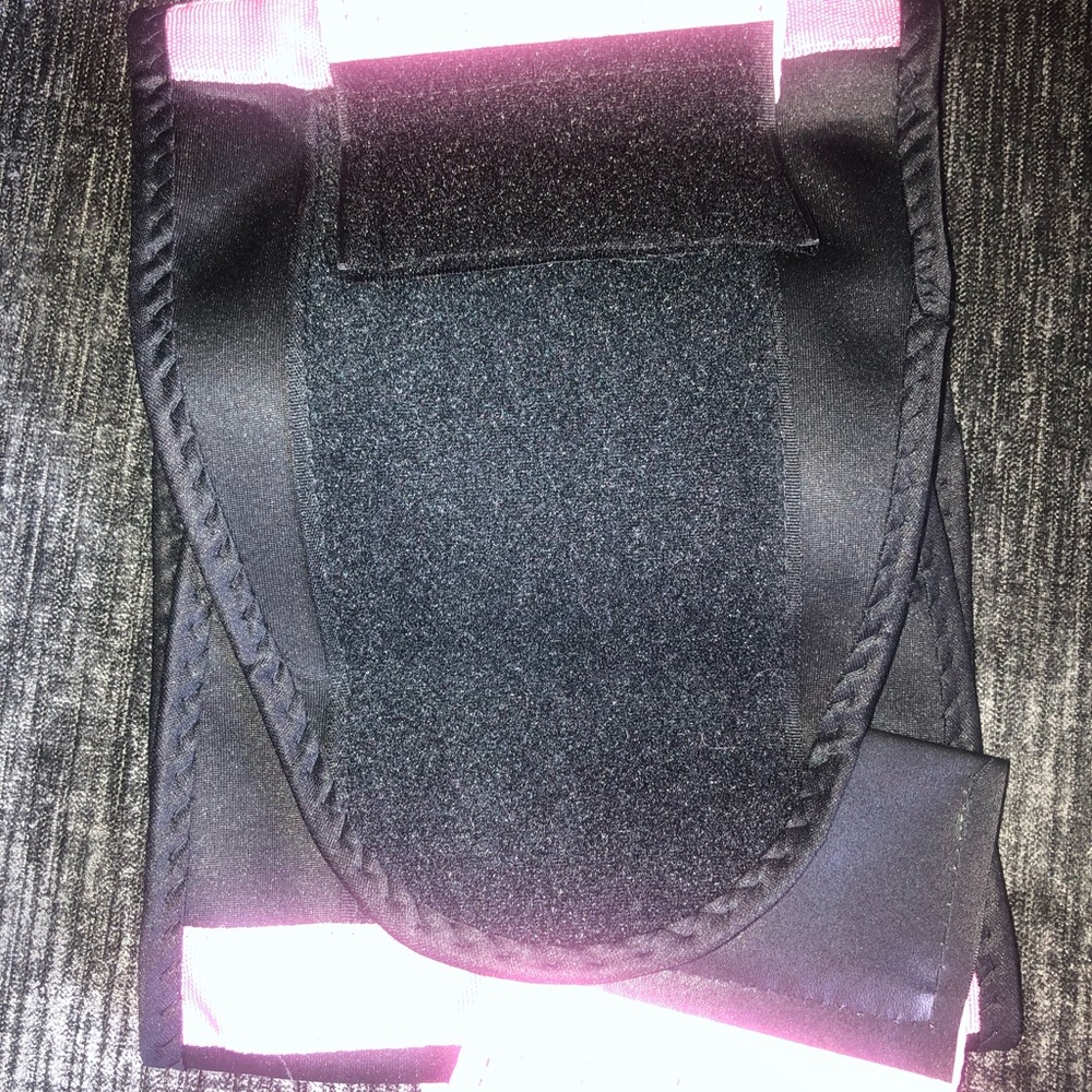 Size small waist trainer